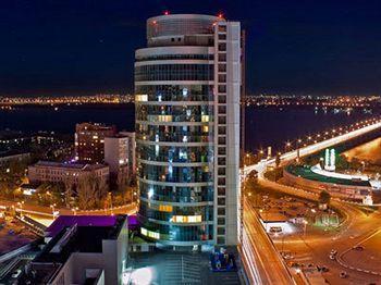 Most City Premium Apartments دنيبروبيتروفسك المظهر الخارجي الصورة